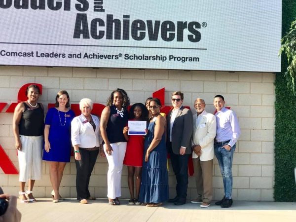 Leaders and Achievers group Picture with Donna McLeod